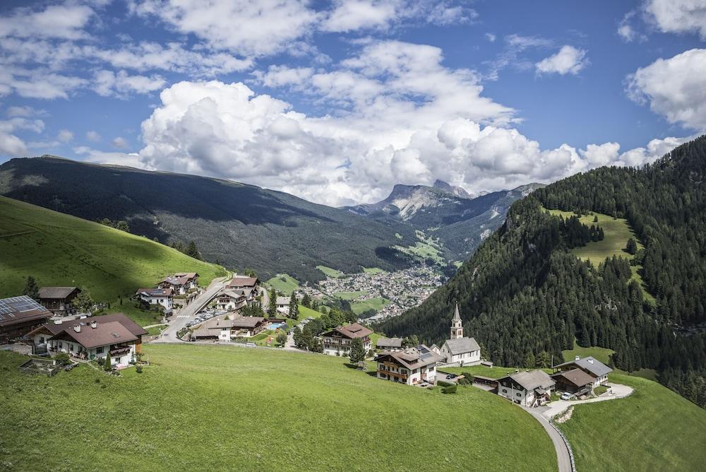 Hotel Platz Ortisei Esterno foto
