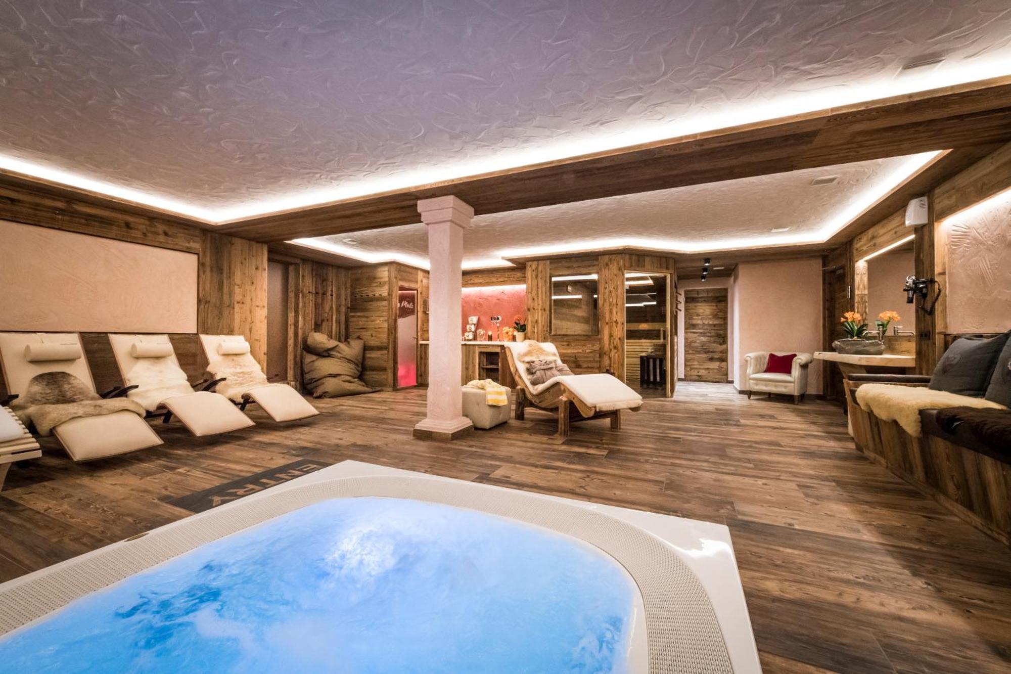 Hotel Platz Ortisei Esterno foto